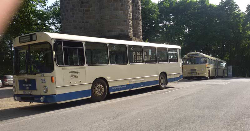 MAN SL200 und Henschel HS160OSL am Bismarckturm in Wuppertal