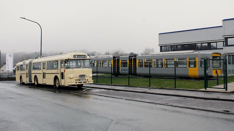 Otto-Hahn-Straße/MAN-Schwebebahnwagen
